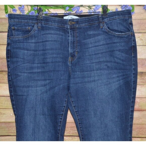 Sonoma Woman's PLUS Sized Skinny Leg Jeans Size 24W Stretch Comfort High Rise - Picture 2 of 9